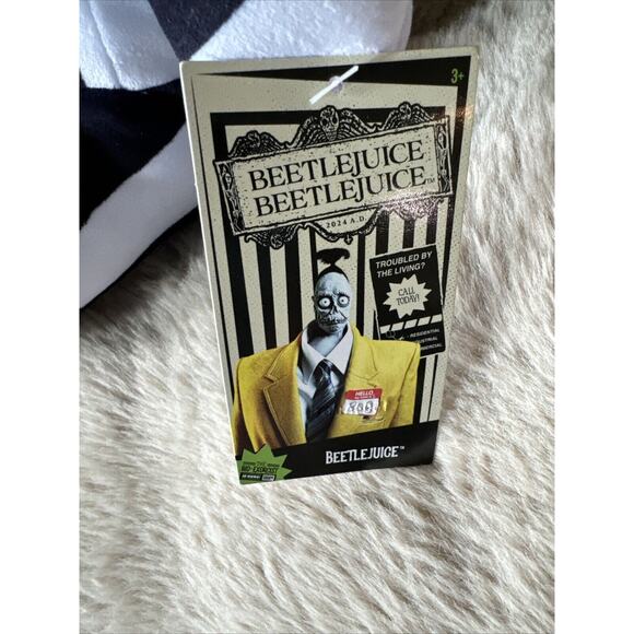 SDCC 2024 UCC Distributing Beetlejuice 14″ Deluxe Weighted Plush Comic Con - Picture 3 of 3